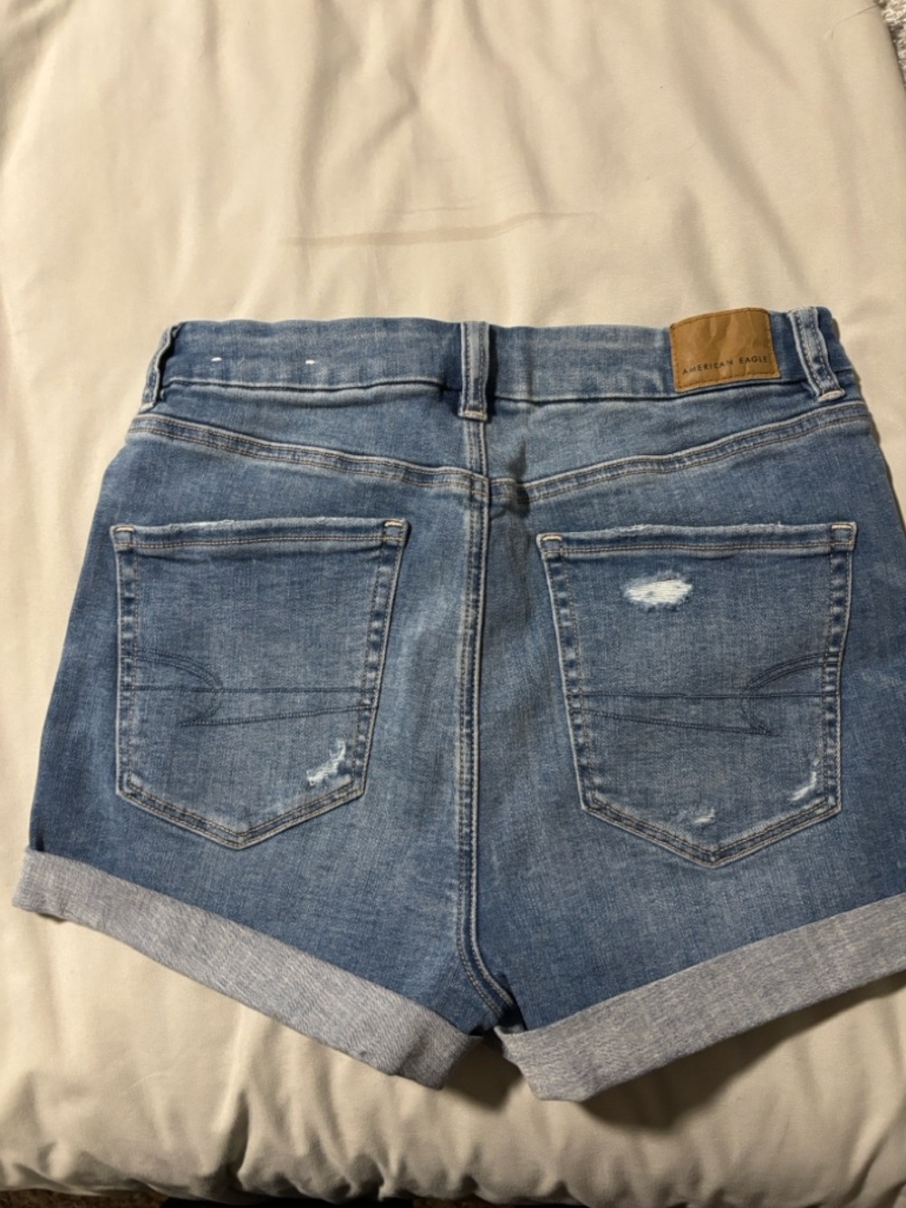 American Eagle  Women's Light Blue Denim Cuffed Shorts Next Level Stretch 6